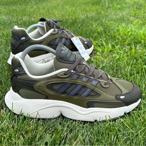 Brand new shoes Adidas Ozmillen olive khaki mens size 9,5 us - Picture 6 of 8